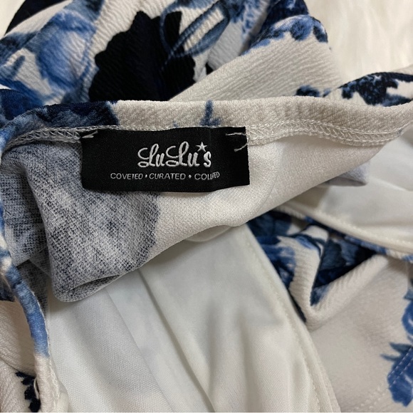 Lulu’s mini flower dress size xs - Picture 9 of 9